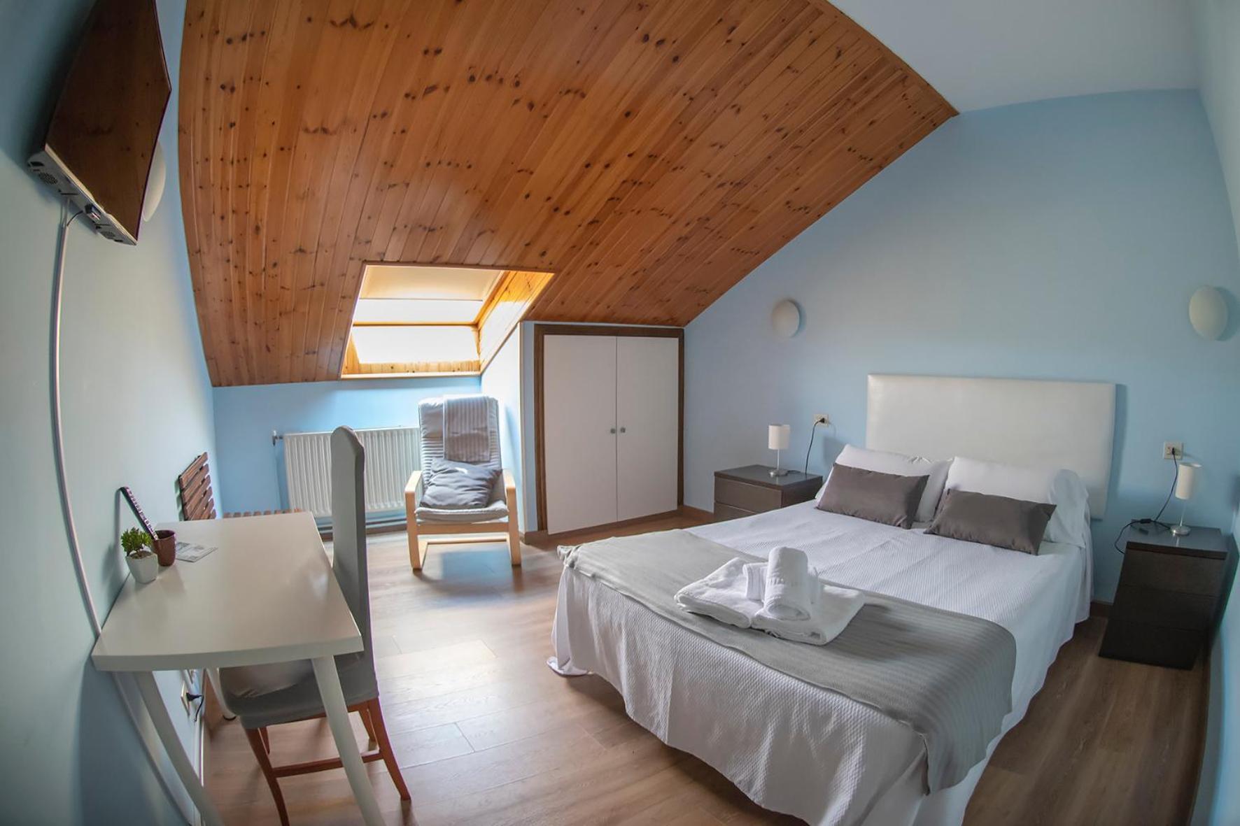 Hotel Voar Ribadeo Buitenkant foto