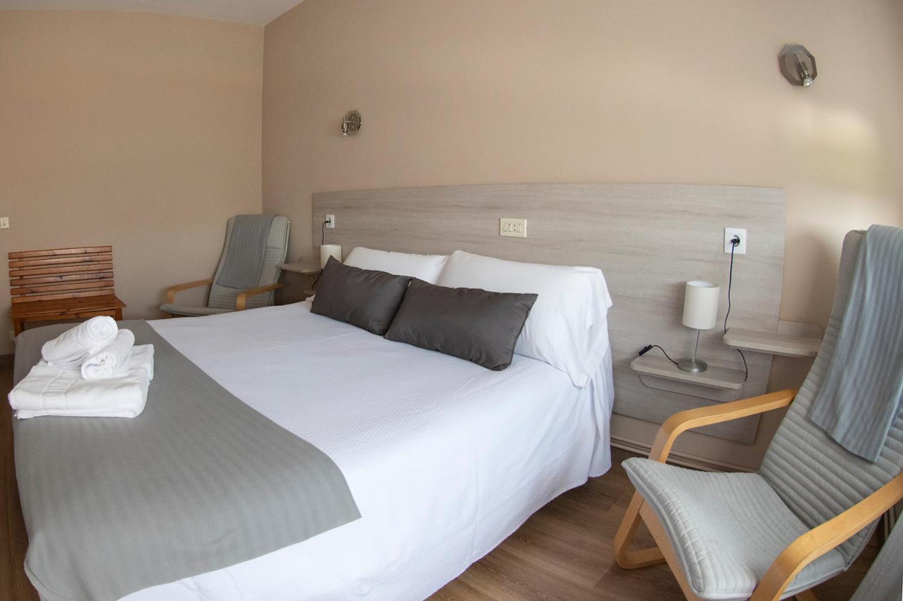 Hotel Voar Ribadeo Buitenkant foto