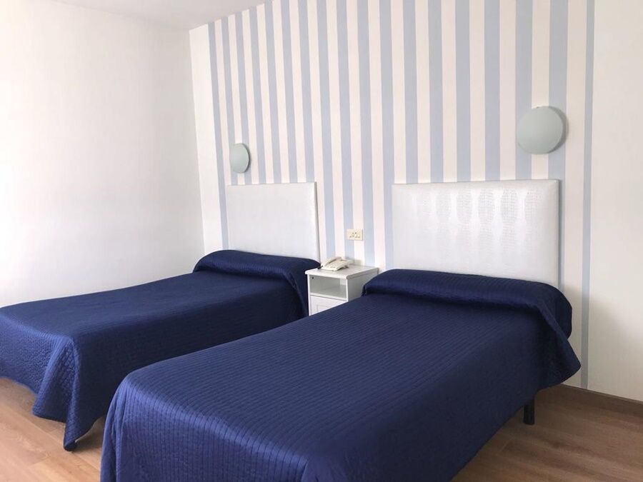 Hotel Voar Ribadeo Buitenkant foto